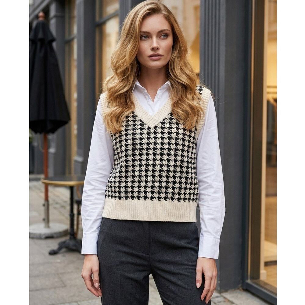 Womens Oversized Houndstooth Knit Vest Womens Medium Layer Preppy Old Money Chic